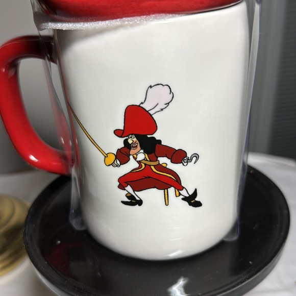 Rae Dunn Captain Hook with topper - Picture 5 of 7